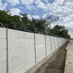 Gard beton Industrial Aztec cu stâlpi simpli 2 m-5